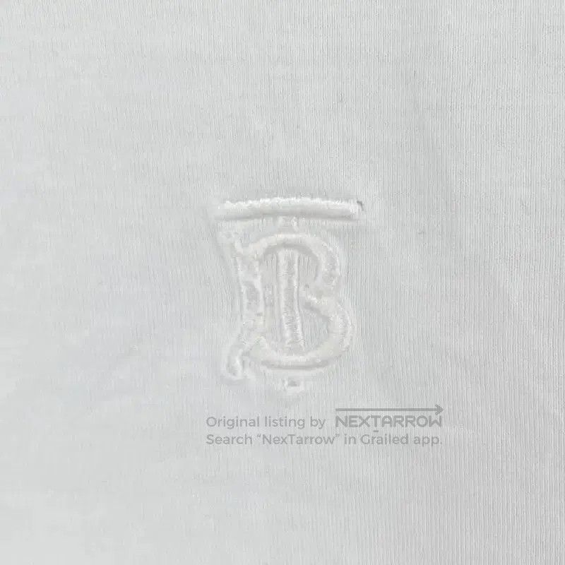 Burberry Burberry Women's Summer White Cotton T-Shirt. Size M / US 6-8 / IT 42-44 - 5 Thumbnail