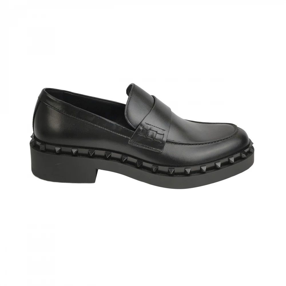 Valentino Valentino Leather Rivet Decorated Shoes 41.5 Size US 8.5 / EU 41-42 - 1 Thumbnail