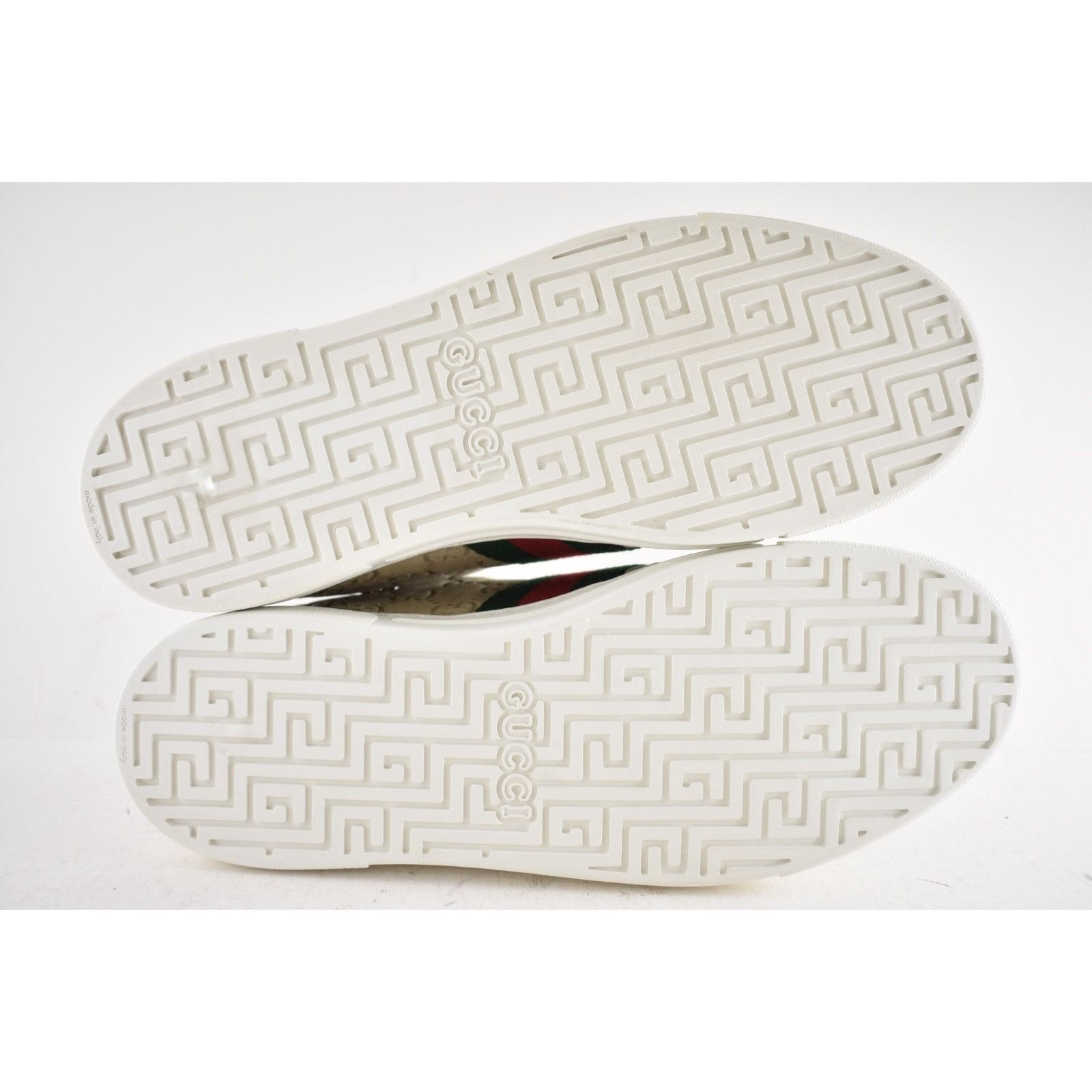 Gucci Gucci Oatmeal Beige Suede Flat Low Top Trainer Sneakers 37 Size US 7 / IT 37 - 23 Thumbnail