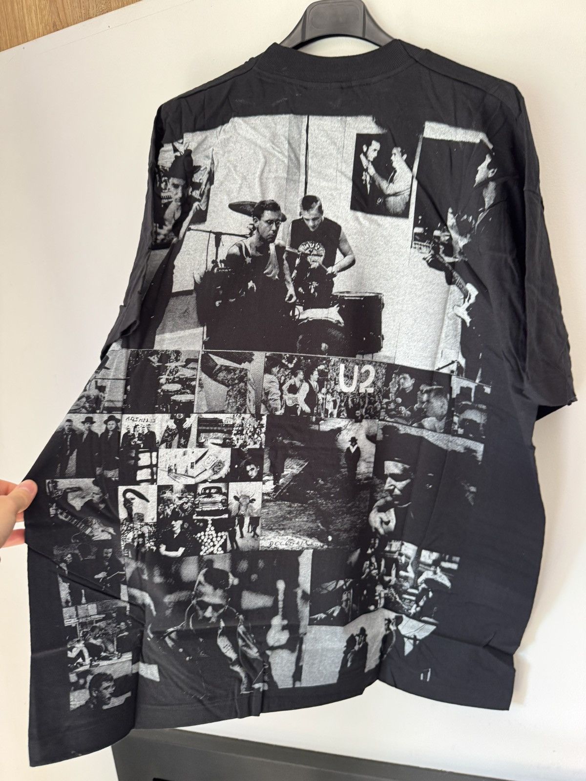 Band Tees U2 Vintage 90s Band Rock Tee Two Sided Print Emire Rare Bono Size US XL / EU 56 / 4 - 5 Thumbnail