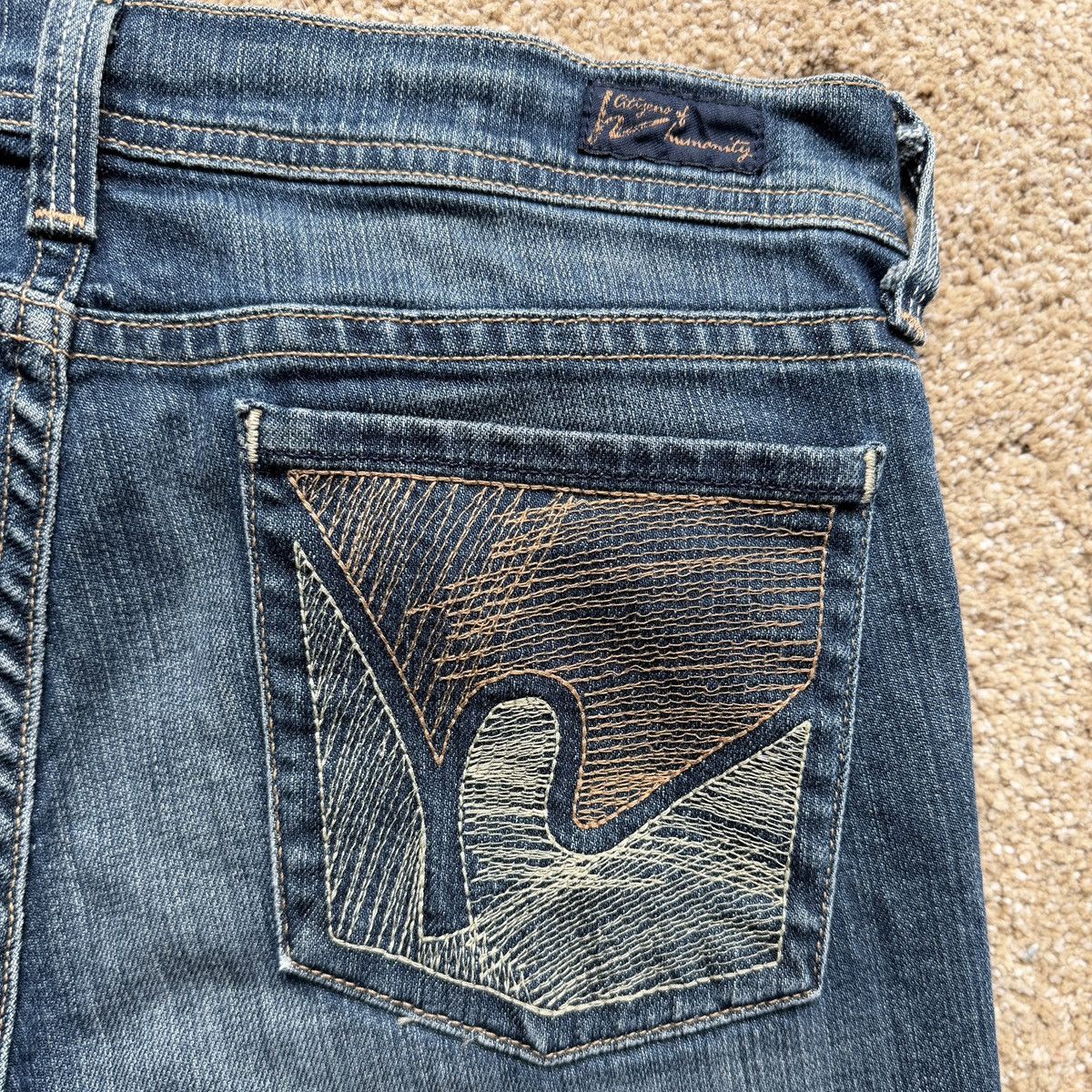 Citizens Of Humanity Citizens of Humanity Paloma Low Rise Flare Size 28" / US 6 / IT 42 - 2 Thumbnail