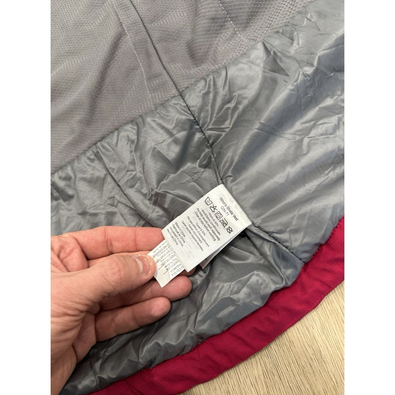Rab Rab Strata Vest Women Small Zip Pertex Microlight Polartec Alpha Insulated Windbreaker Classic Outdoor Ski Size S / US 4 / IT 40 - 5 Thumbnail
