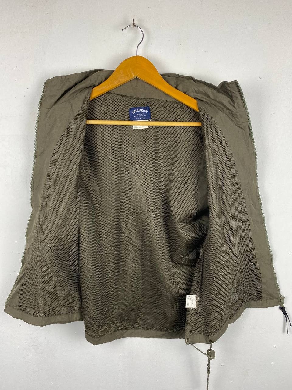 Japanese Brand japanese brand nylon vest fishnet lining nice design Size US M / EU 48-50 / 2 - 4 Thumbnail