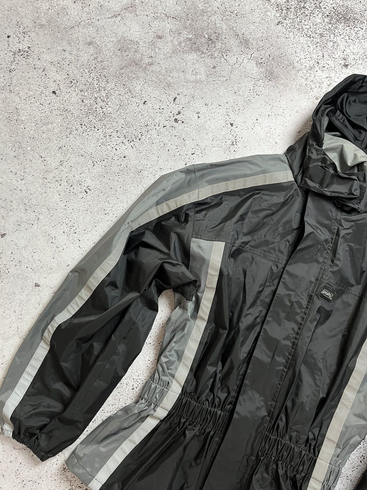 Vintage 🏍️Vintage Polo MotoSuit Formula 1 Malboro Reflective Full-Zip Size US M / EU 48-50 / 2 - 4 Thumbnail
