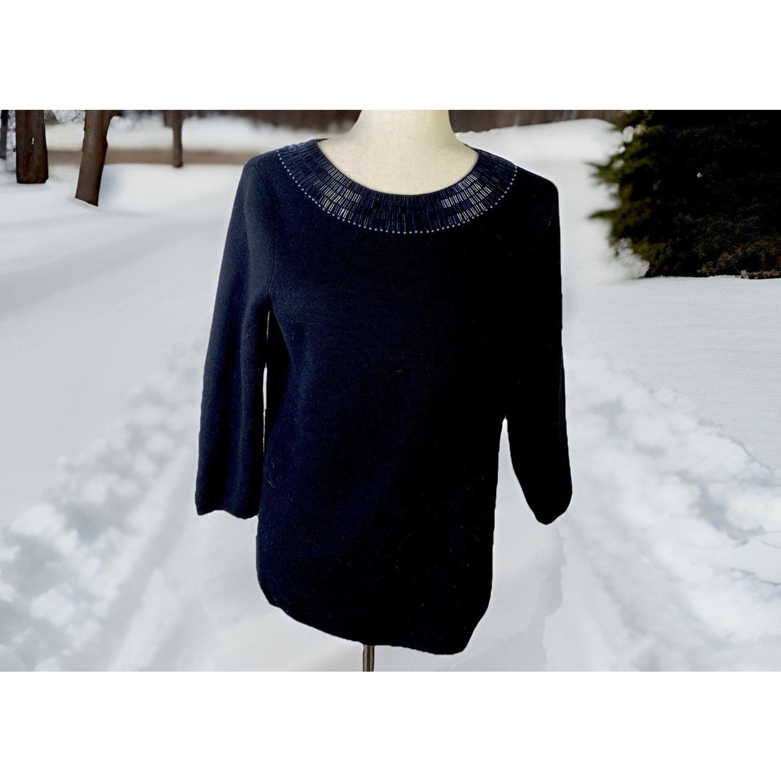 Boden Boden Sweater Black Sequin Wool Crewneck Sweater 6US 10 UK Size M / US 6-8 / IT 42-44 - 1 Thumbnail