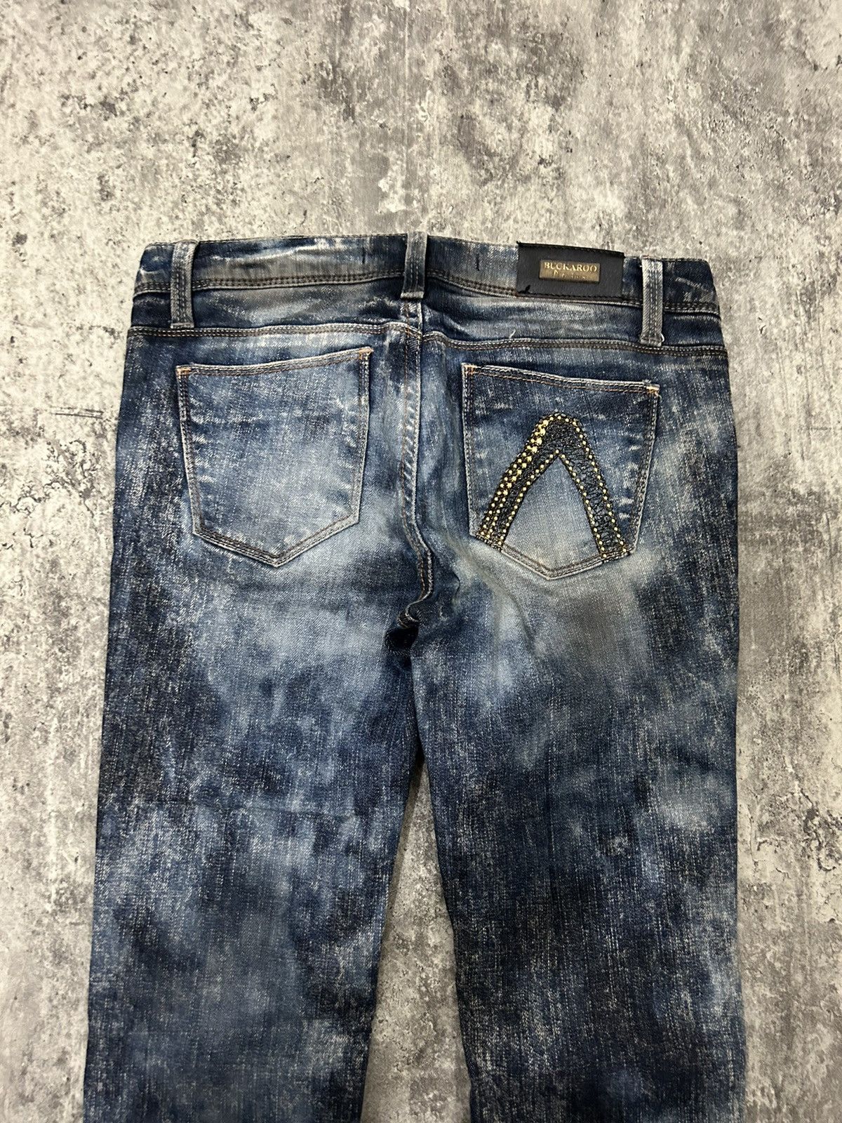 If Six Was Nine × Japanese Brand × Le Grande Bleu (L.G.B.) Buckaro Design Acid Wash Pattern Distressed Denim Pants Size 28" / US 6 / IT 42 - 8 Thumbnail