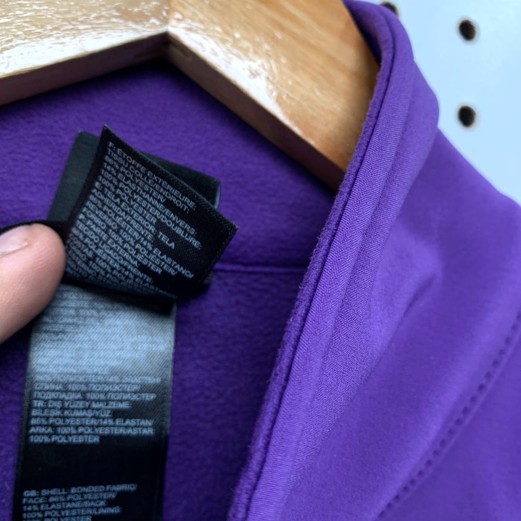 The North Face VINTAGE The North Face Windwall Jacket Womens M Purple Embroidered Zip Exterior Windbreaker Size M / US 6-8 / IT 42-44 - 3 Thumbnail