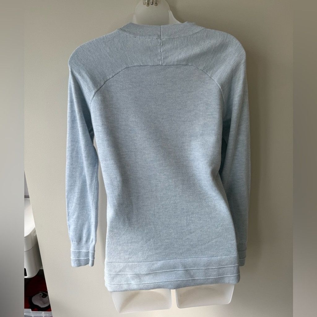 Lululemon Lululemon Athletica Light Gray Crew Neck Sweater Size M / US 6-8 / IT 42-44 - 2 Thumbnail