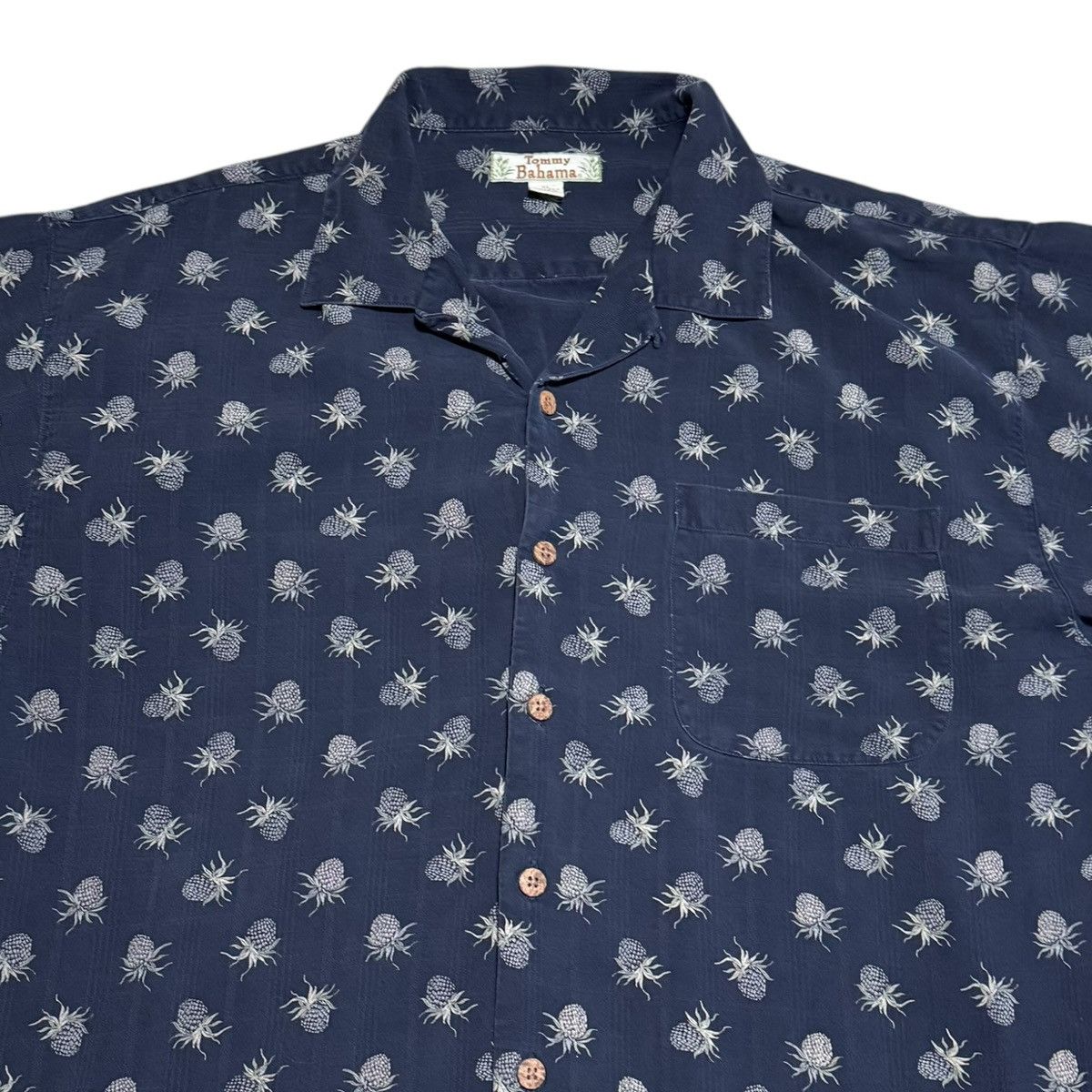 Tommy Bahama Tommy Bahama Pineapple AOP Casual Button Up Shirt Adult XL Size US XL / EU 56 / 4 - 2 Thumbnail