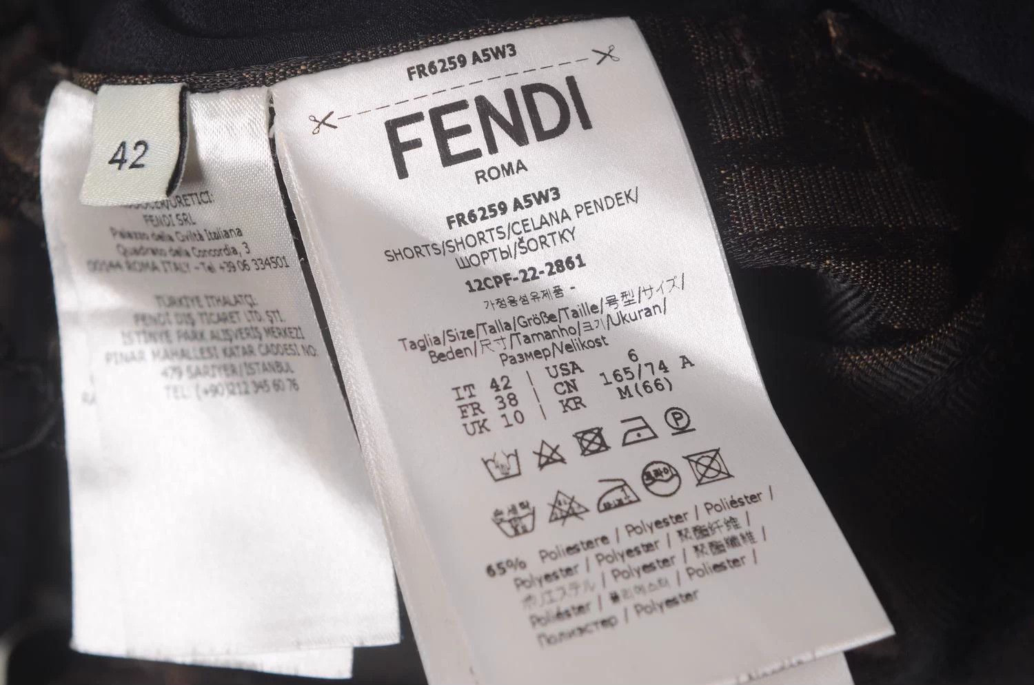 Fendi Fendi Shorts 796885 Size 28" / US 6 / IT 42 - 2 Thumbnail