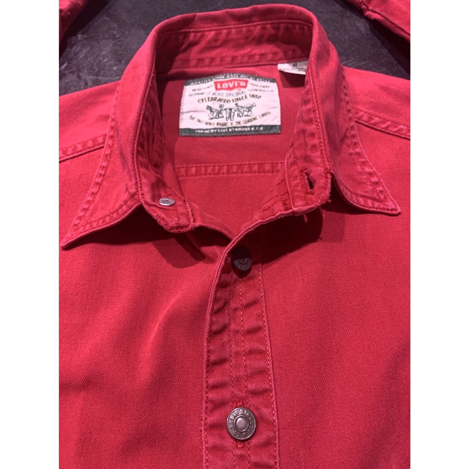 Levi's VINTAGE Levi's Button Down Shirt Medium Red Stud Buttons 1990s Mens Size US M / EU 48-50 / 2 - 3 Thumbnail