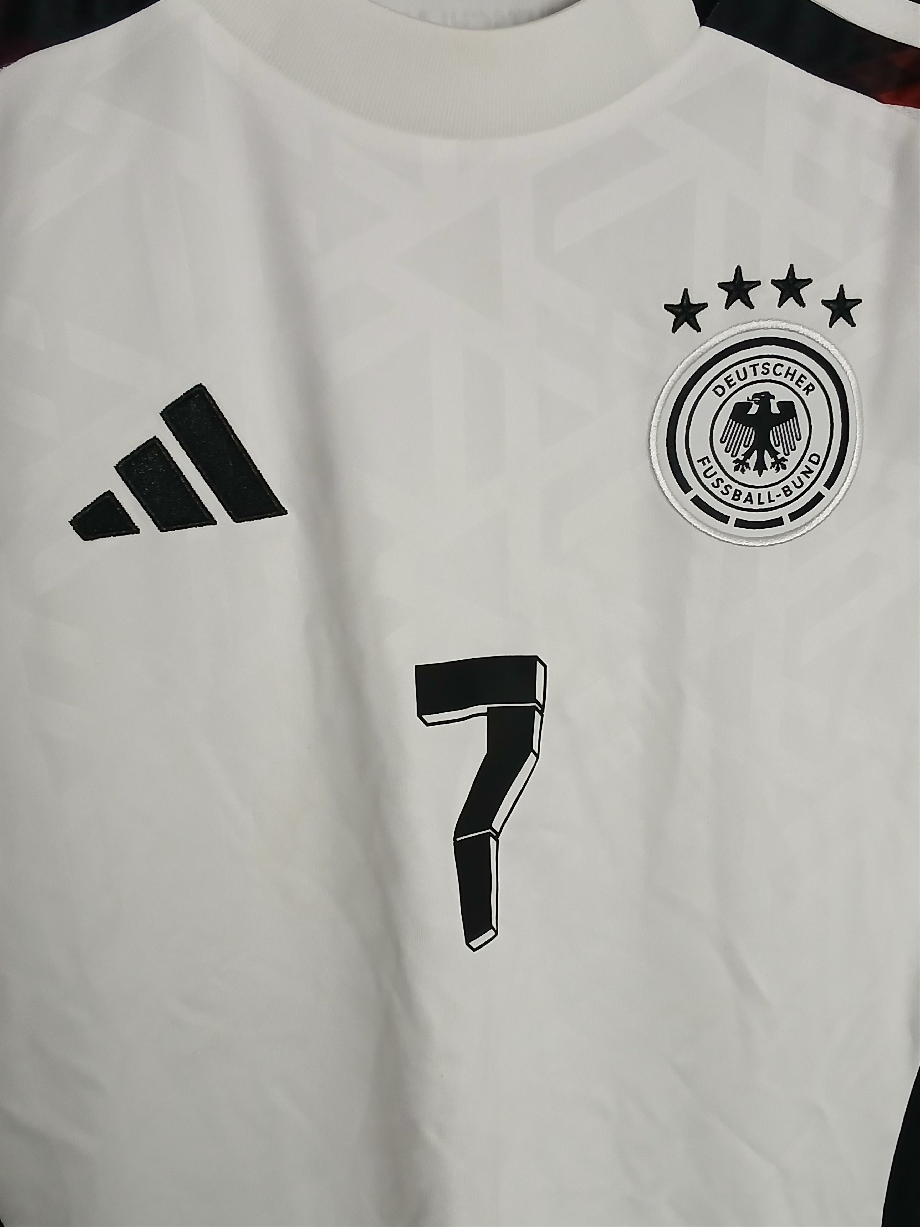 Adidas KIDS Germany National Team 24/25 Home Football Jersey Size US S / EU 44-46 / 1 - 3 Thumbnail