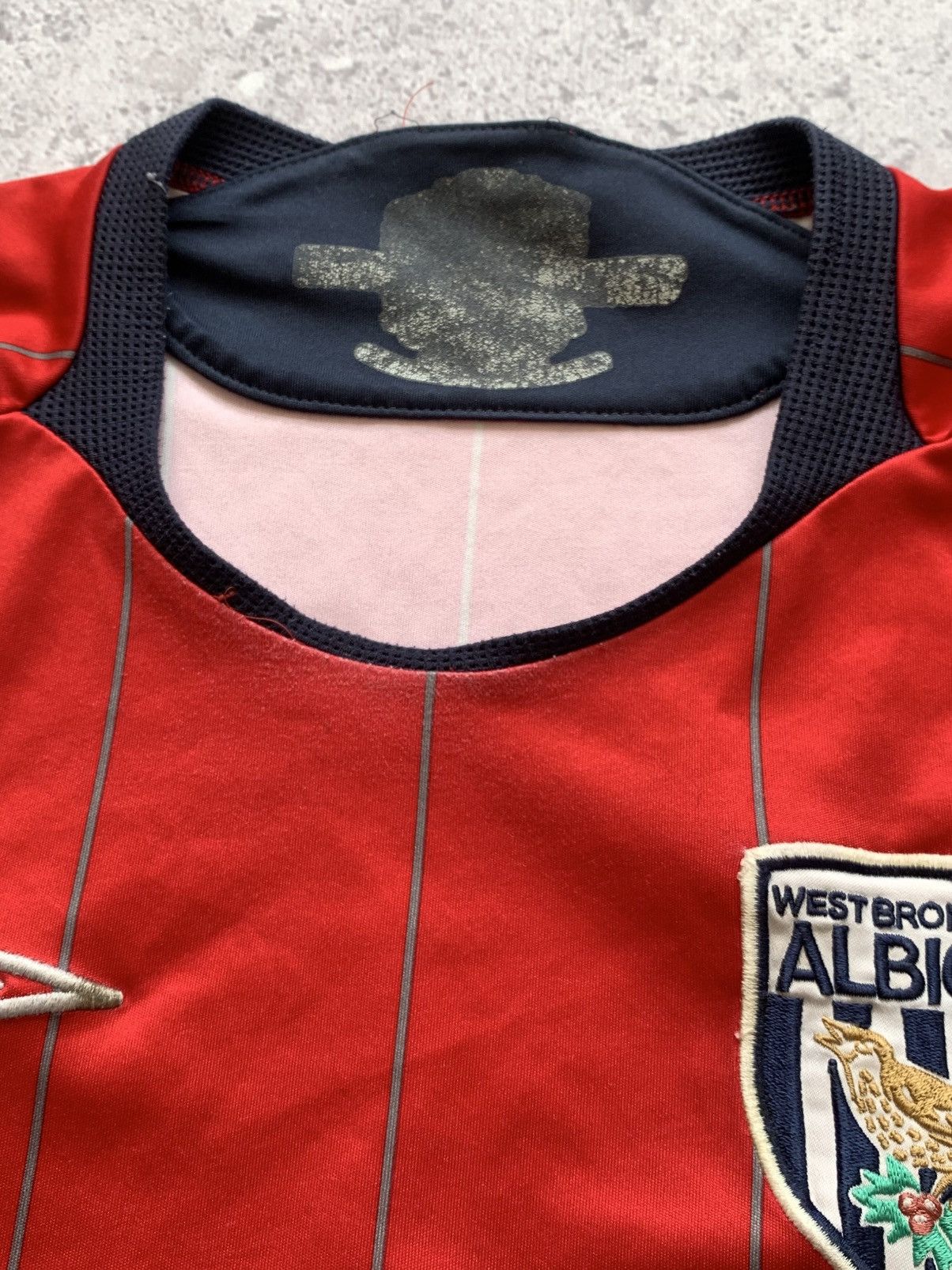 Umbro 🔥UMBRO WEST BROMWICH ALBION 2009/10 AWAY SOCCER SHIRT Size US L / EU 52-54 / 3 - 9 Thumbnail