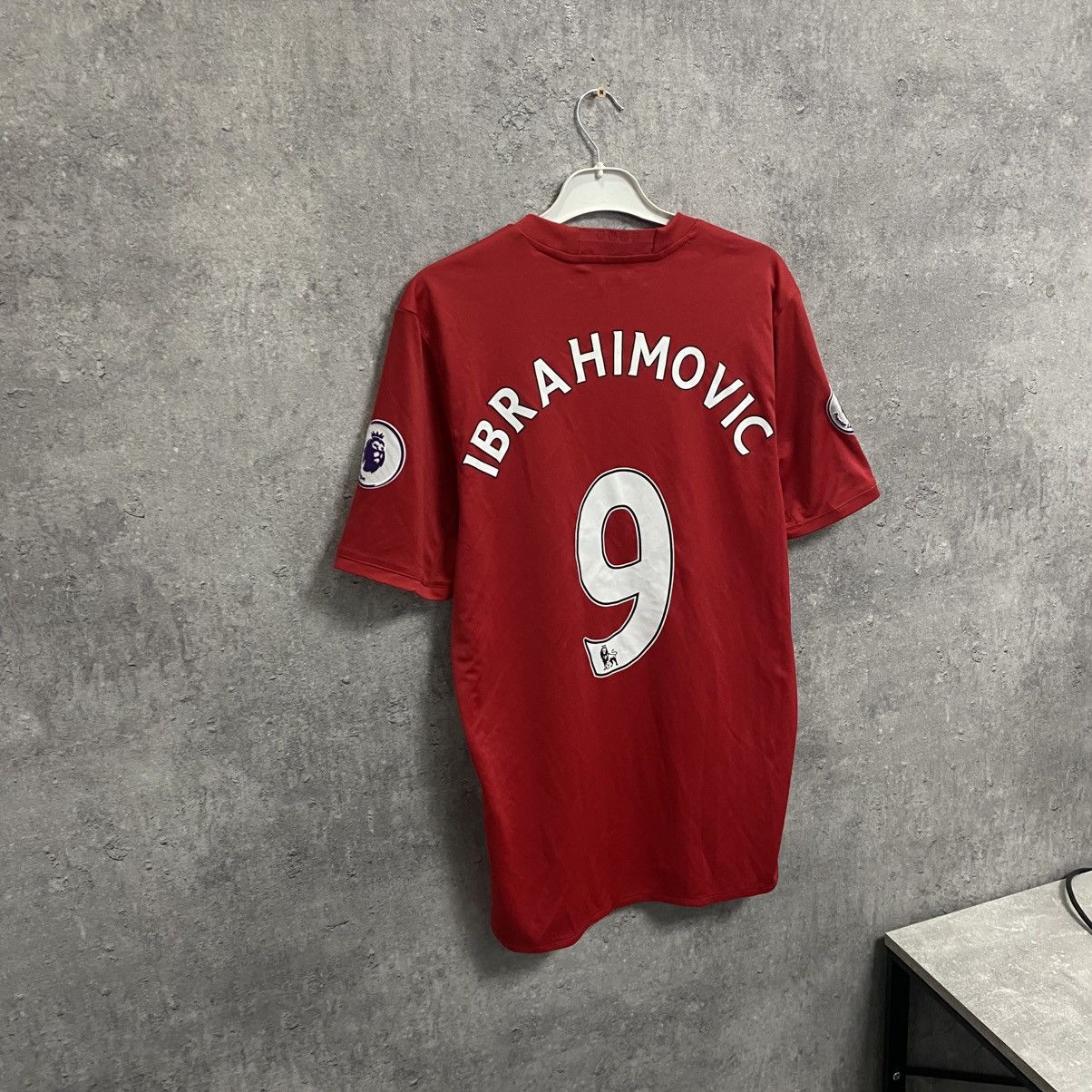 Adidas Adidas Manchester United Ibrahimovic Soccer Jersey 2016 Size US M / EU 48-50 / 2 - 10 Thumbnail