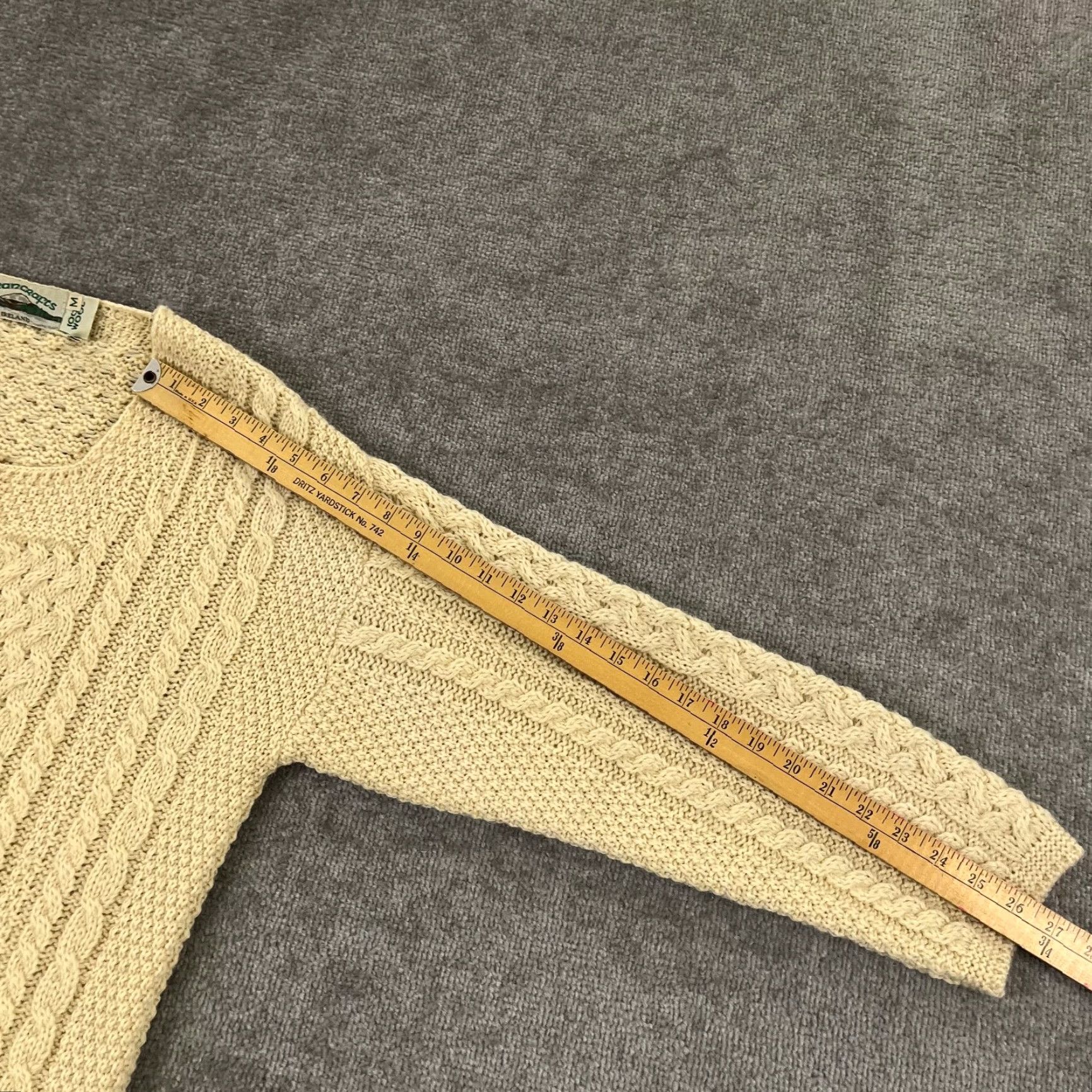 Vintage VINTAGE Aran Crafts Sweater Womens Medium Brown Wool Cable Knit Square Neck Cardigan Size M / US 6-8 / IT 42-44 - 5 Thumbnail