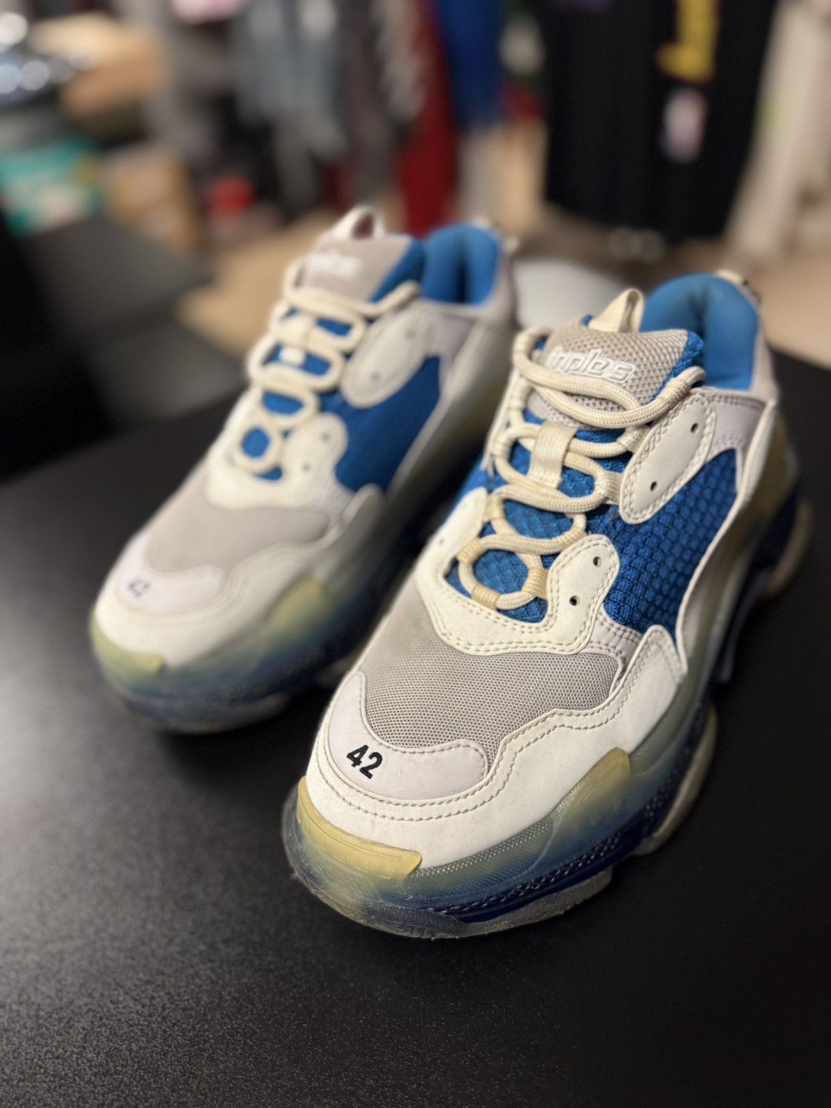Balenciaga Balenciaga Triple S Sneakers Size 42EU/9US Clean Condition 🧼 Size US 9 / EU 42 - 5 Thumbnail
