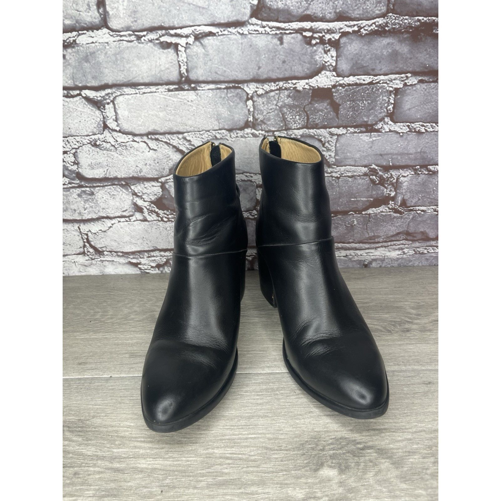 Nisolo Nisolo Black Leather Ankle Back Zip Heel Booties Boots Women Size US 9 / IT 39 - 3 Thumbnail