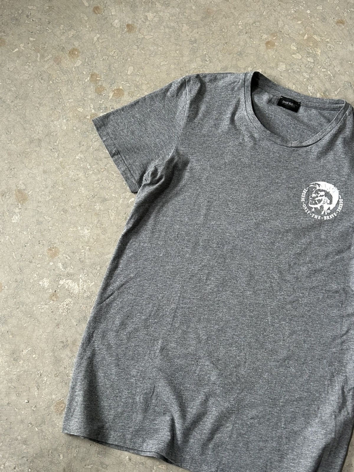 Diesel Vintage Diesel T-Shirt Avant Garde Y2K Size US M / EU 48-50 / 2 - 6 Thumbnail
