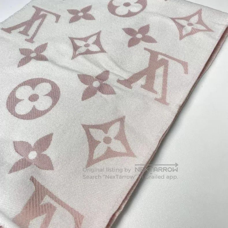 Louis Vuitton Louis Vuitton Pink cashmere fringe scarf Size ONE SIZE - 6 Thumbnail