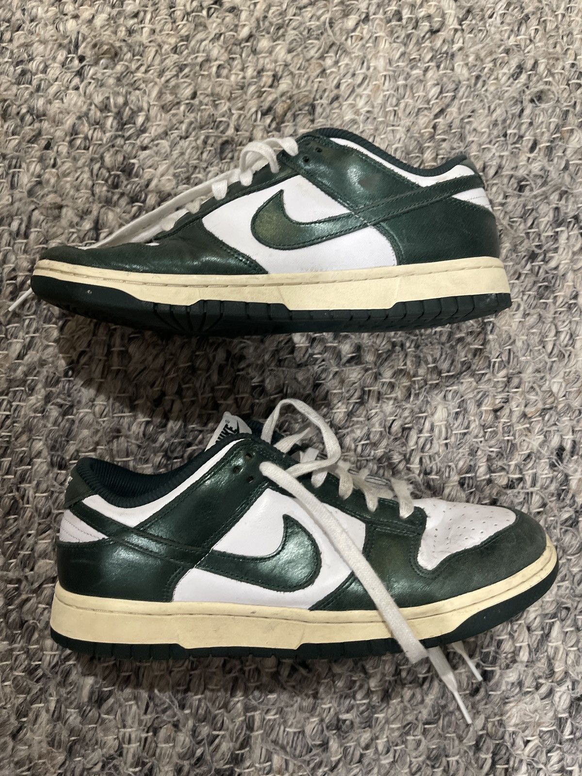 Nike Nike Dunk Low Vintage Green Size US 10.5 / IT 40.5 - 1 Thumbnail