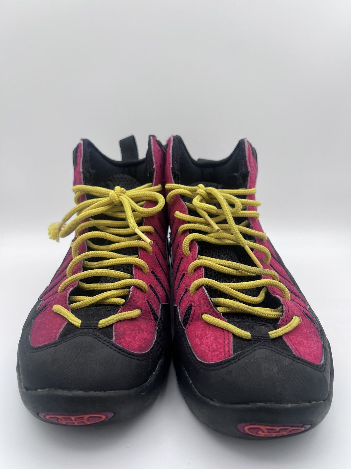 Nike Size 11 - Nike Air Bakin 2013 Black Red Size US 11 / EU 44 - 2 Thumbnail