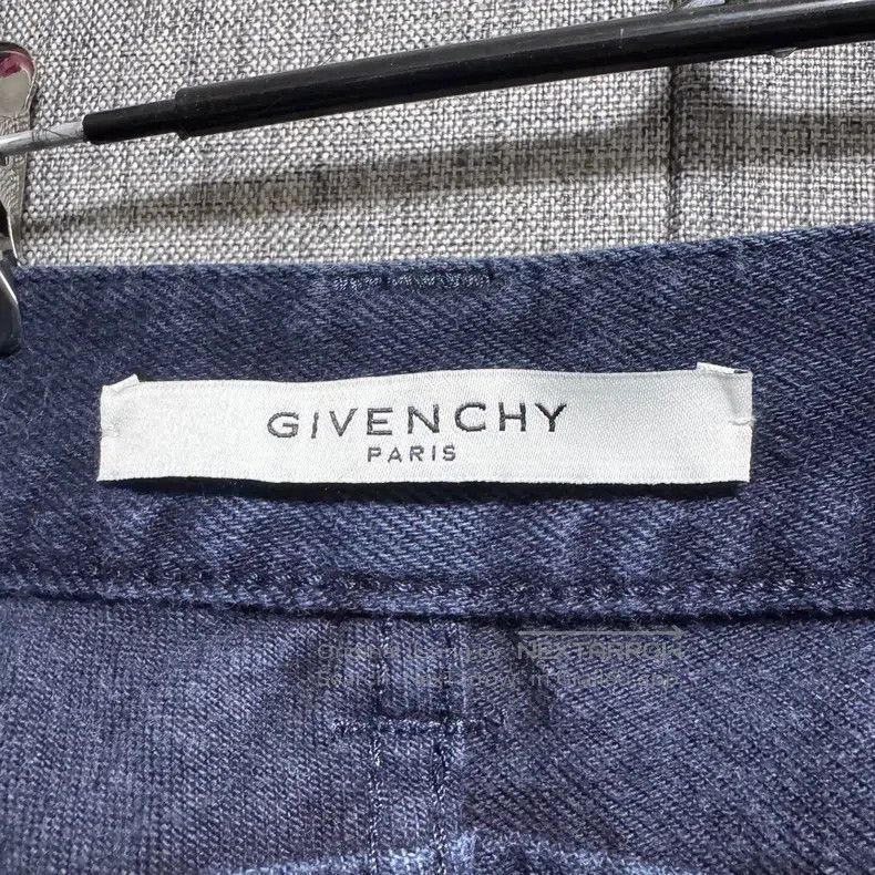 Givenchy Givenchy Slim Fit Denim Long Pants Size US 30 / EU 46 - 3 Thumbnail