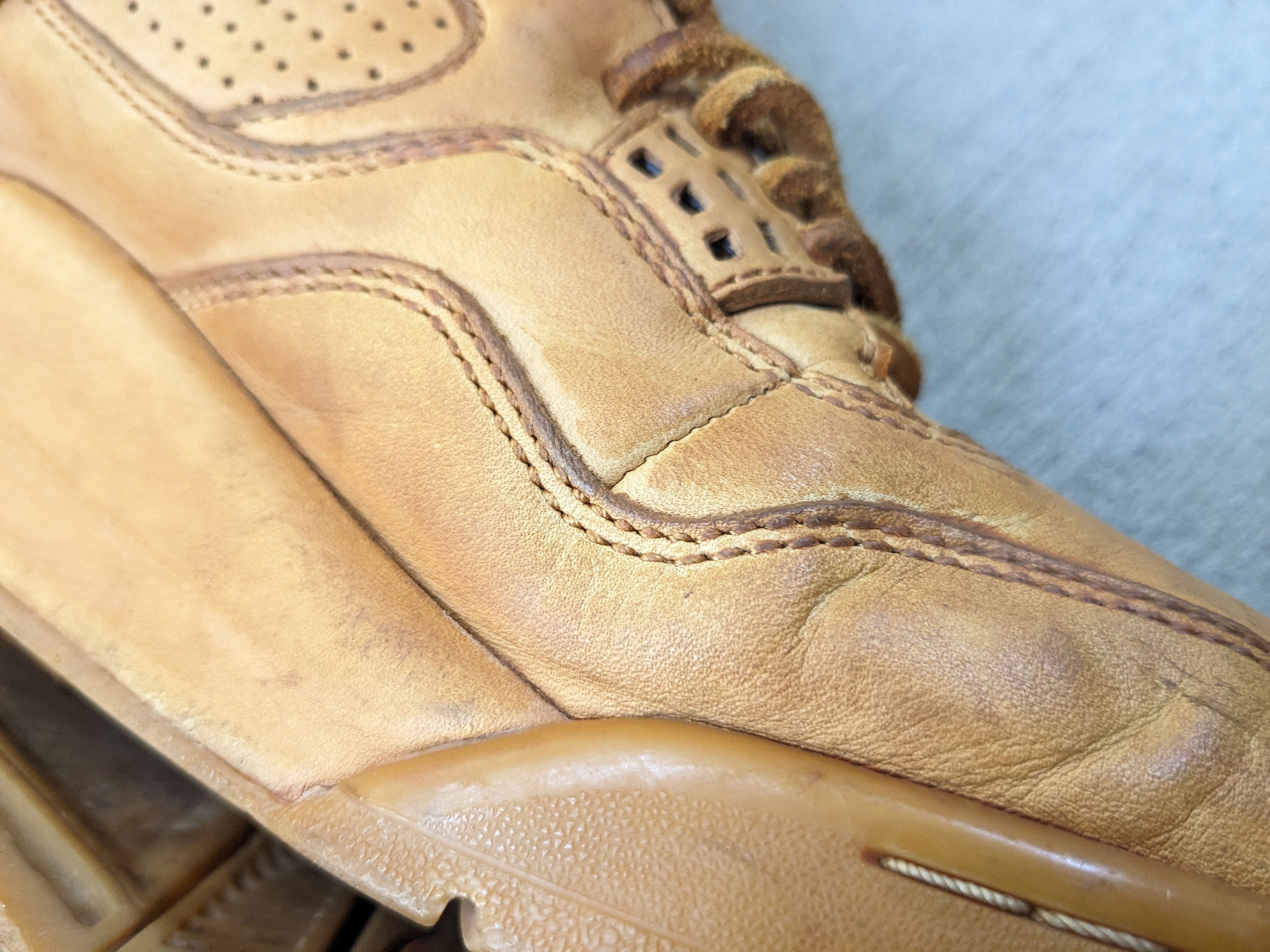 Jordan Brand Nike Air Jordan 4 Premium Pinnacle 9.5 Wheat 819139-205 Size US 9.5 / EU 42-43 - 15 Thumbnail