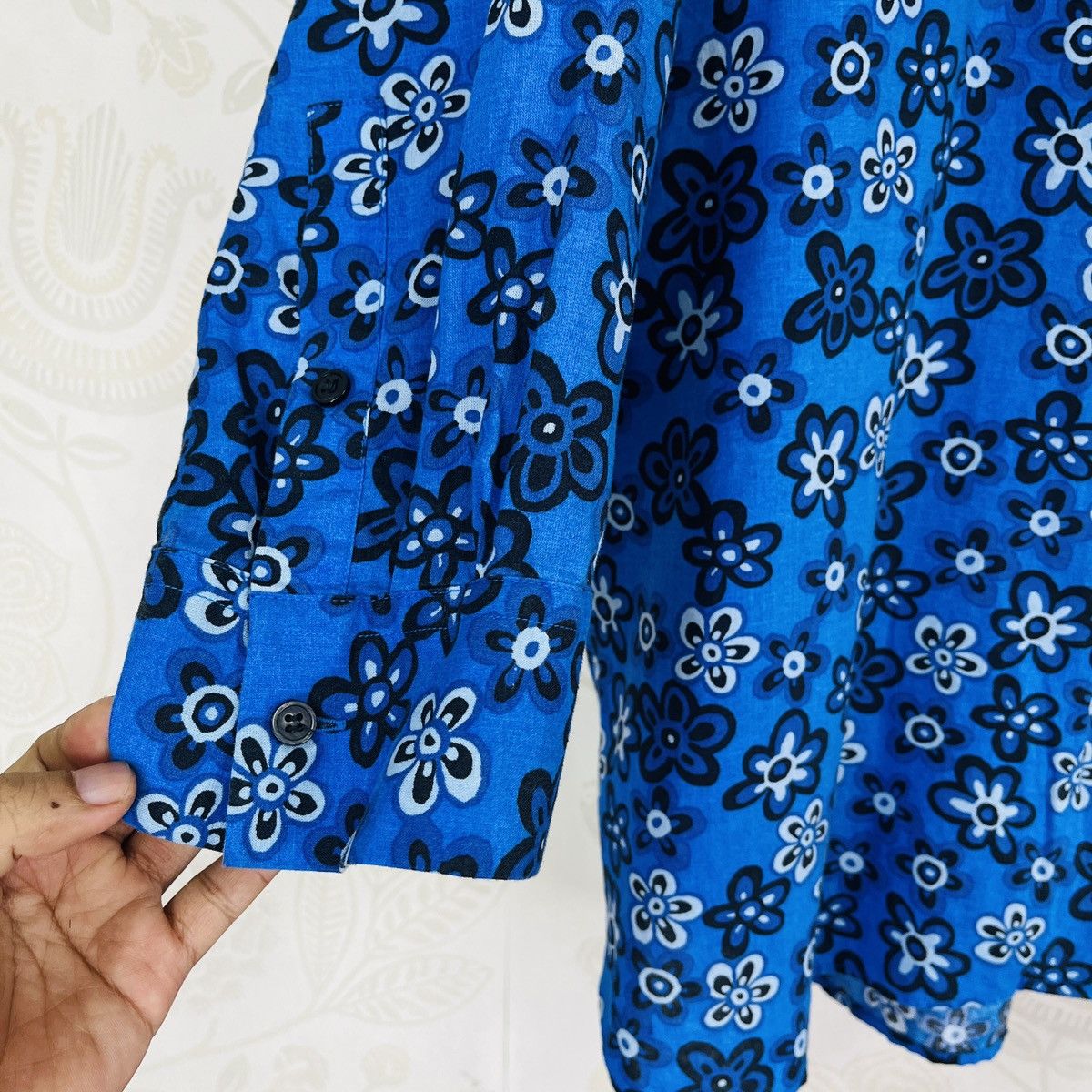 Marni MARNI X Uniqlo Japan Blue Flowers Shirts Buttons Up Size L Size US L / EU 52-54 / 3 - 7 Thumbnail