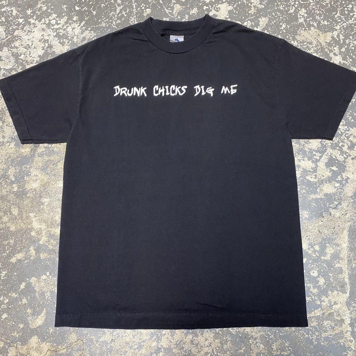 Japanese Brand × Vintage Vintage Drunk Chicks Dig Me Funny Parody Tshirt Size US L / EU 52-54 / 3 - 9 Thumbnail