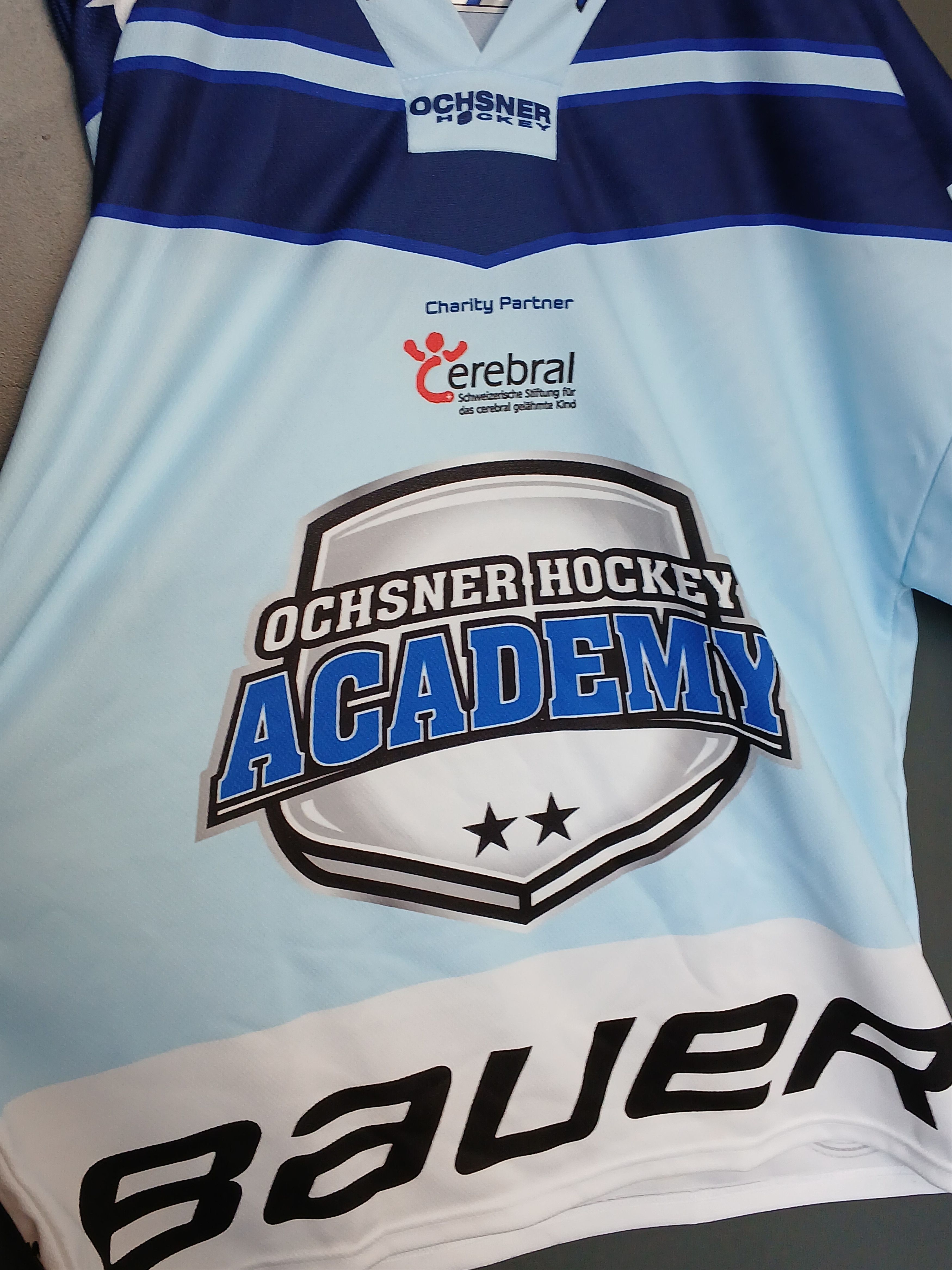 NHL Switzerland Ochsner Hockey Academy Jersey Size US L / EU 52-54 / 3 - 3 Thumbnail
