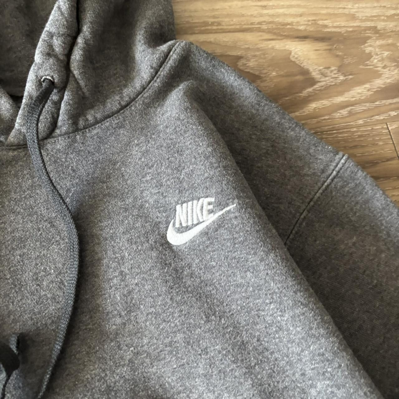 Nike Crazy Vintage Y2K/2000s Grey Nike Streetwear Essential Pullover Hoodie! Size S Size US S / EU 44-46 / 1 - 5 Thumbnail