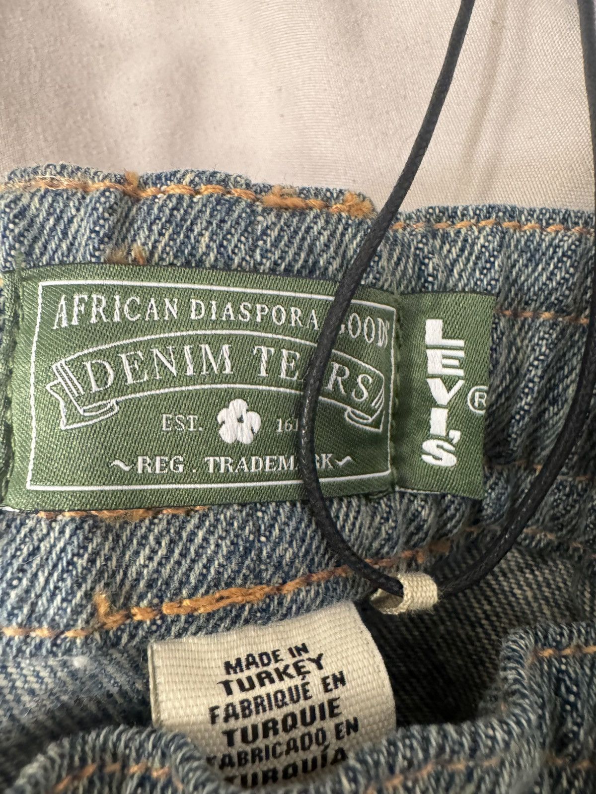 DENIM TEARS × Levi's Denim Tears x Levis Denim Track Pants 'Light Wash' Size US 30 / EU 46 - 5 Thumbnail