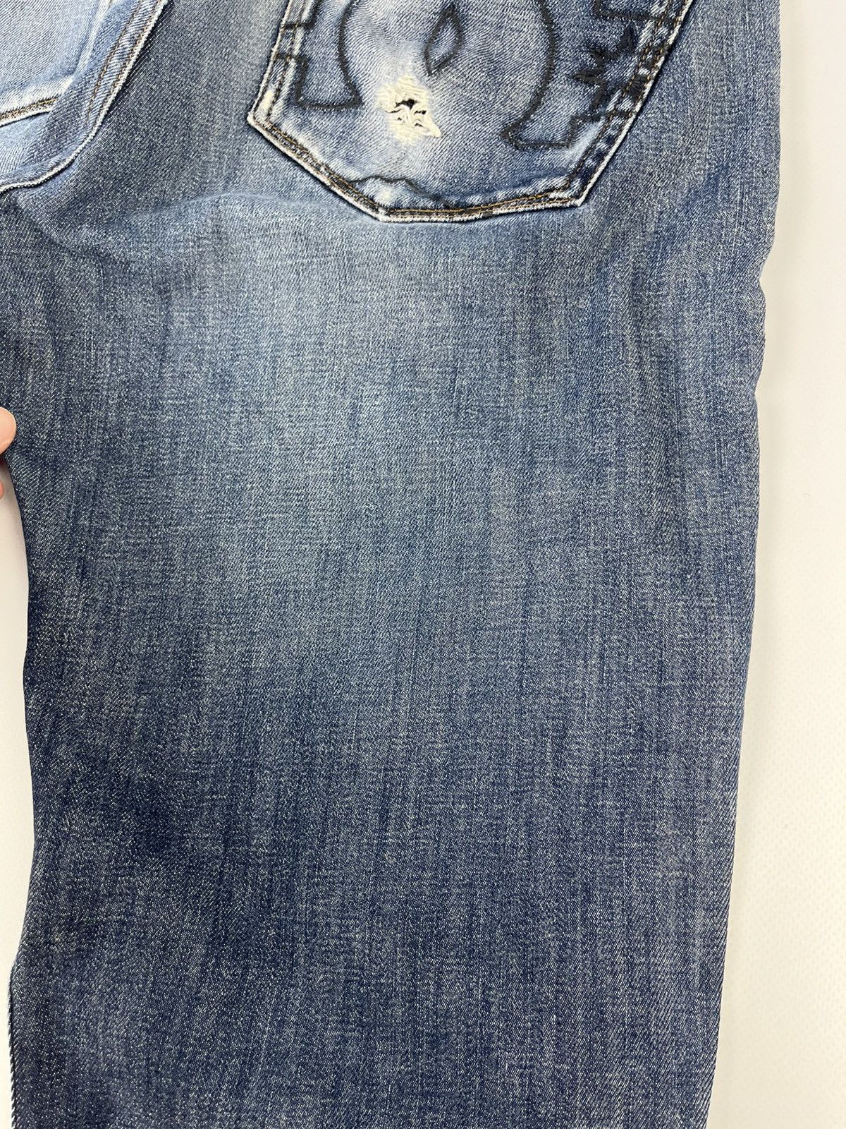 DC × Japanese Brand 00s Vintage DC Big Logo Denim Faded Distressed Jeans Y2K Size US 32 / EU 48 - 8 Thumbnail