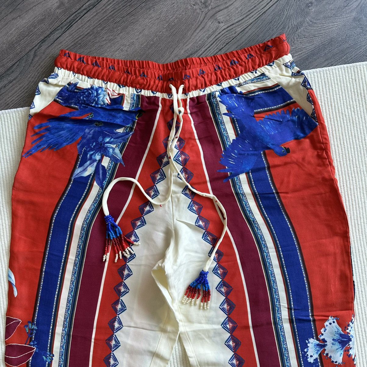 Farm Rio FARM RIO Macaw-Print Scarf Pants Size 27" / US 4 / IT 40 - 3 Thumbnail