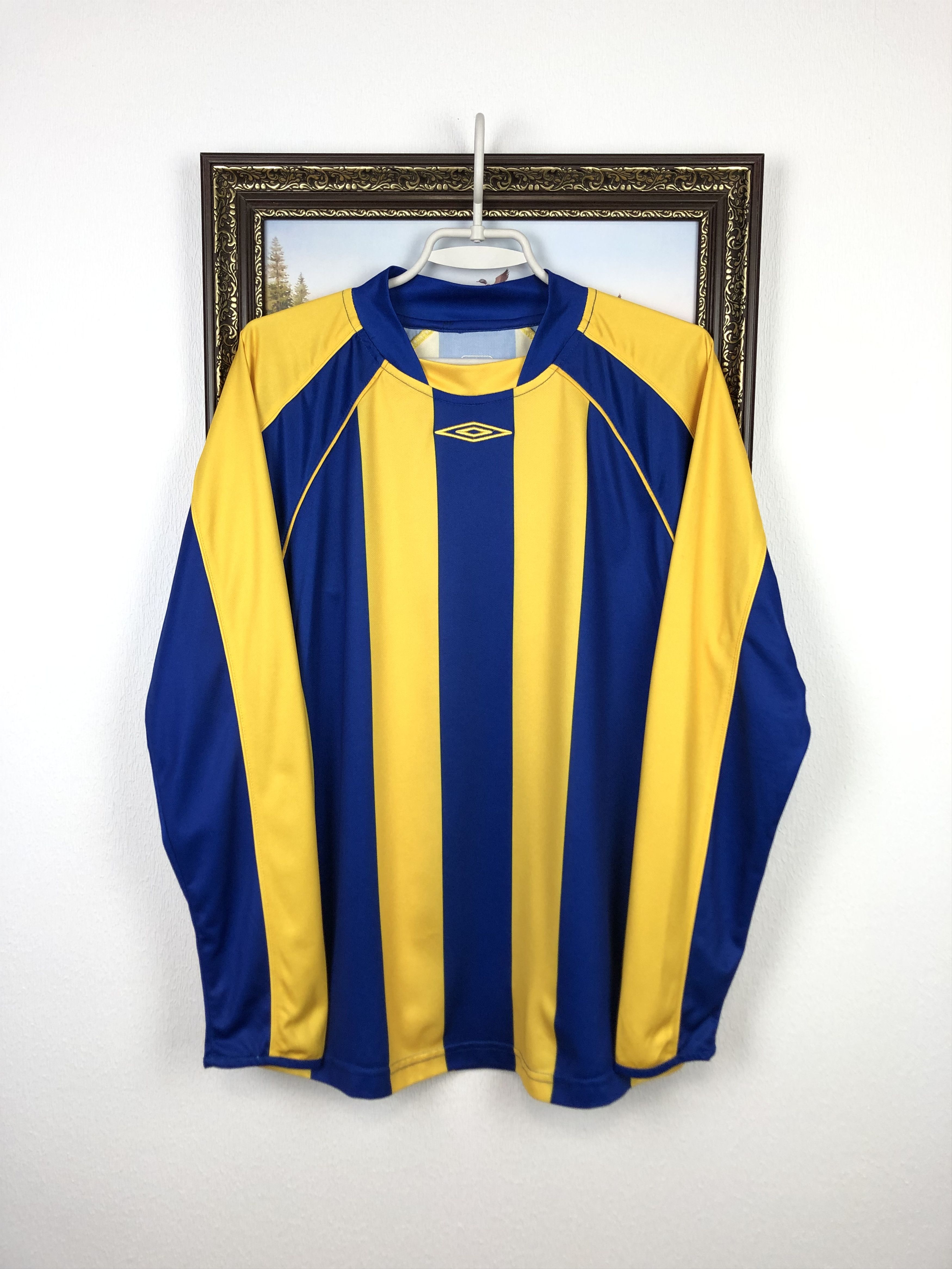 Umbro Vintage Football Template Shirt Soccer Long Sleeve Jersey Size US M / EU 48-50 / 2 - 1 Thumbnail
