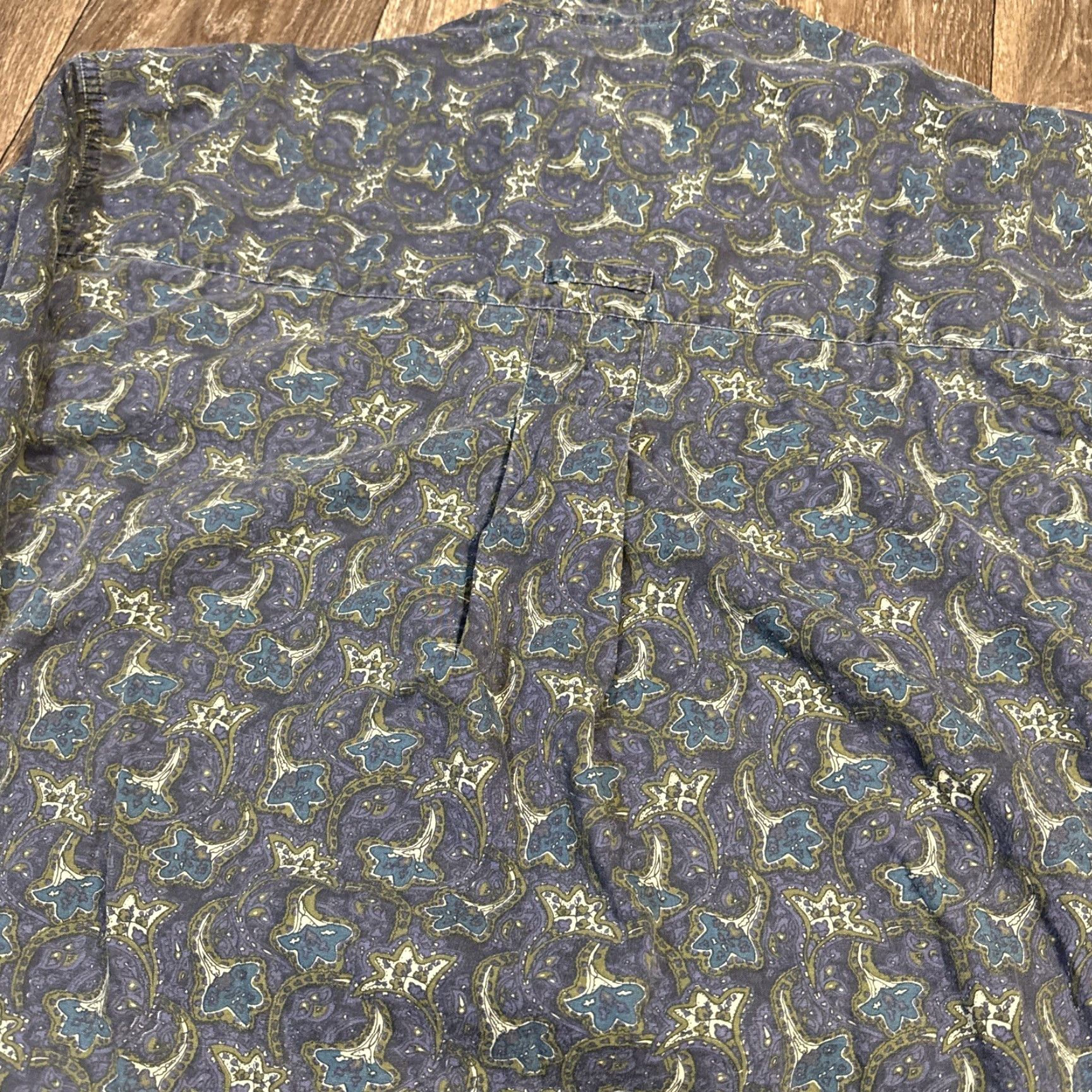 Vintage VINTAGE 1877 Men’s Geometric Paisey Floral Navy Blue Teal Longsleeve Button-Down Shirt XL Blue Men’s Shirt Size US XL / EU 56 / 4 - 6 Thumbnail