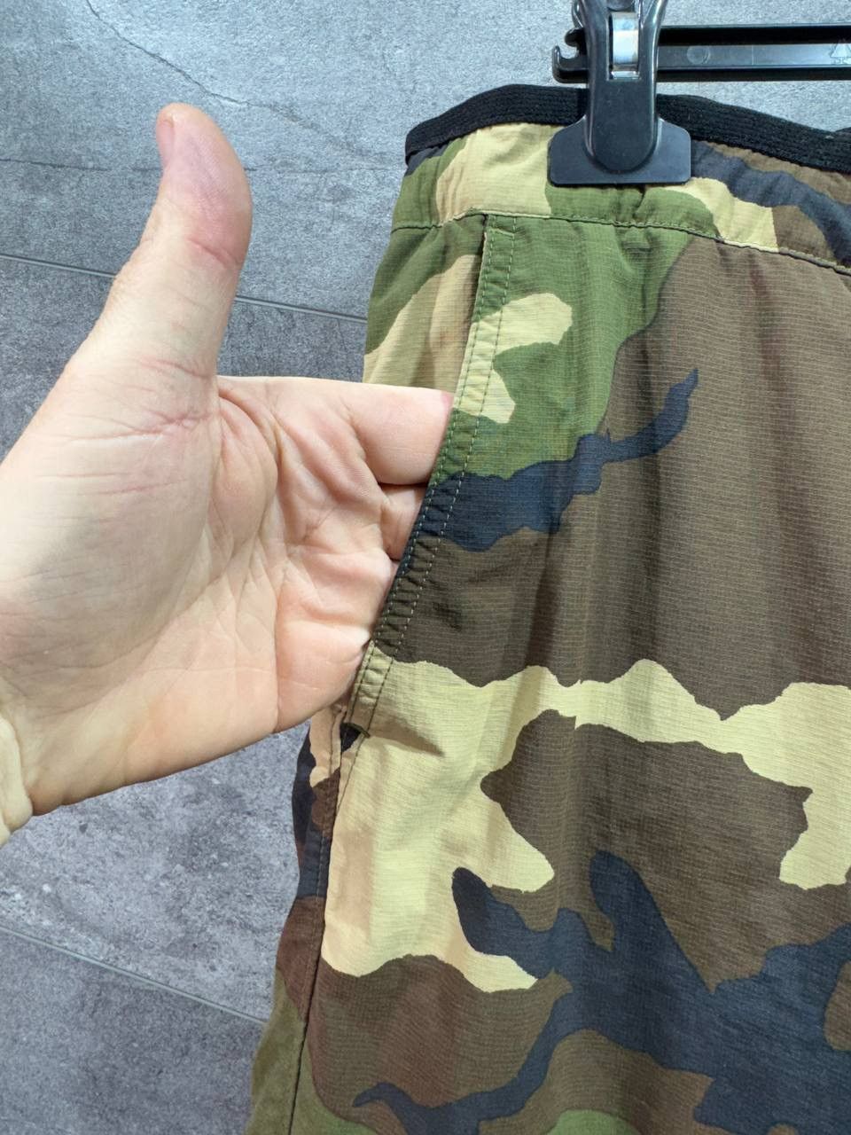 The North Face The North Face Cargo Nylon Camo Shorts Size US 34 / EU 50 - 3 Thumbnail