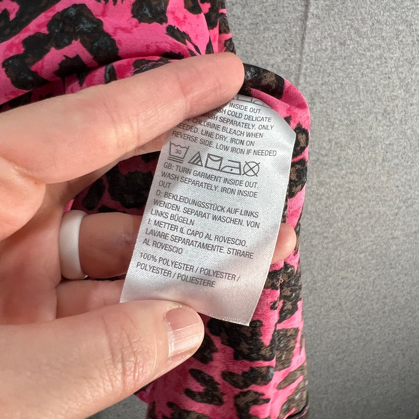 Other Quacker Factory Printed Caftan TOP Pink Animal, X-Small Size XS / US 0-2 / IT 36-38 - 11 Thumbnail