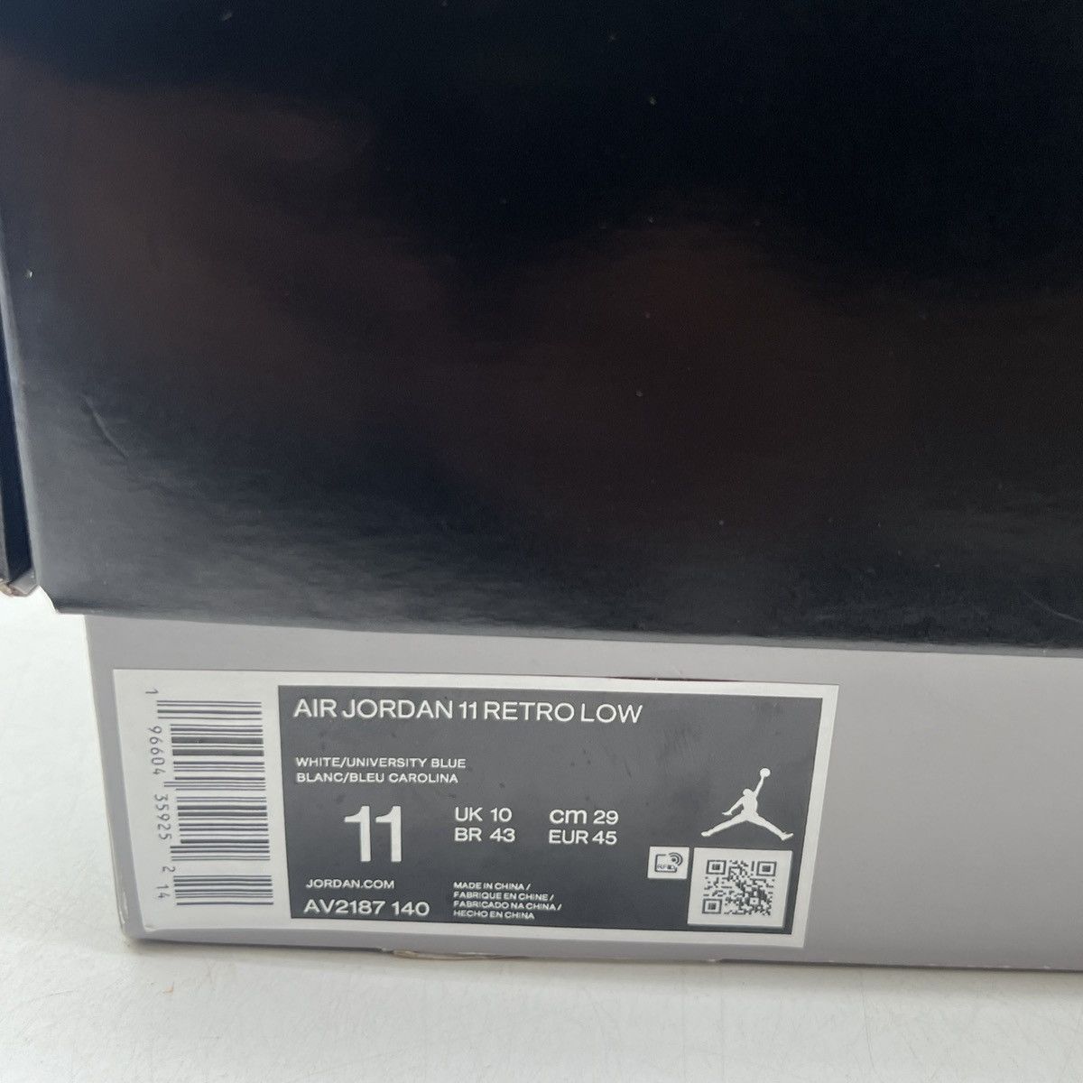 Jordan Brand Air Jordan 11 low cement grey Size US 11 / EU 44 - 6 Thumbnail