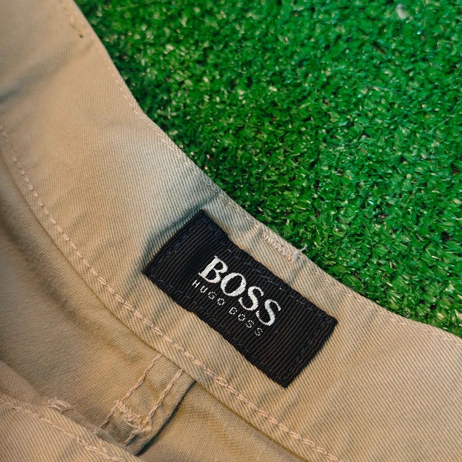 Hugo Boss Vintage Hugo Boss Pants Mens 36x34 Beige Straight Baggy Size US 36 / EU 52 - 6 Thumbnail