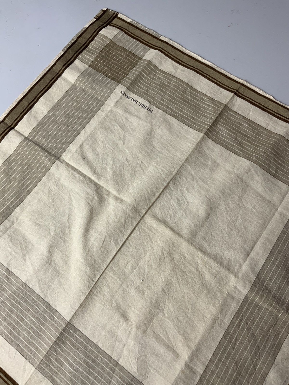 Pierre Balmain Pierre Balmain Bandana Handkerchief Size ONE SIZE - 11 Thumbnail