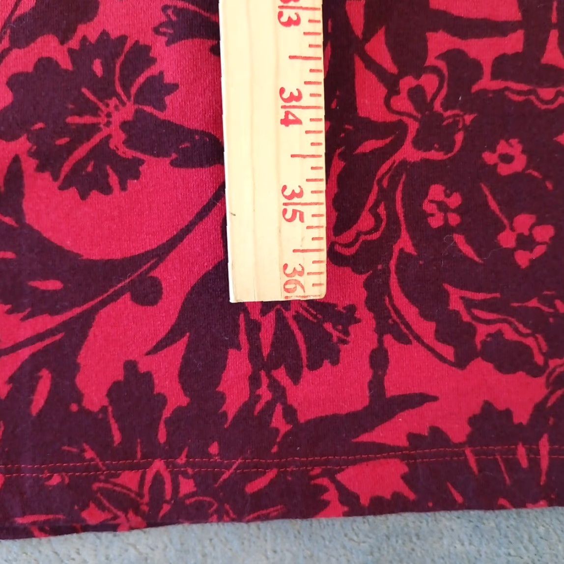 Lands' End Lands' End Fit Flare Dress XS Red Floral Long Sleeve V-Neck Pullover Dress, Knee Length, Belted, Regular, Women, Cotton Spandex, Machine Washable Size XS / US 0-2 / IT 36-38 - 6 Thumbnail