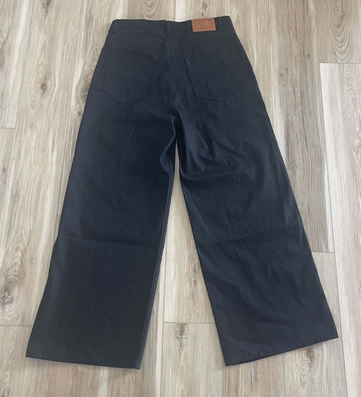 【NO/FAITH STUDIOS】RAW DENIM JAPANESE ULTRA LOOSE FIT BLACK RAW DENIM JAPANESE ULTRA LOOSE FIT BLACK – NO/FAITH STUDIOS