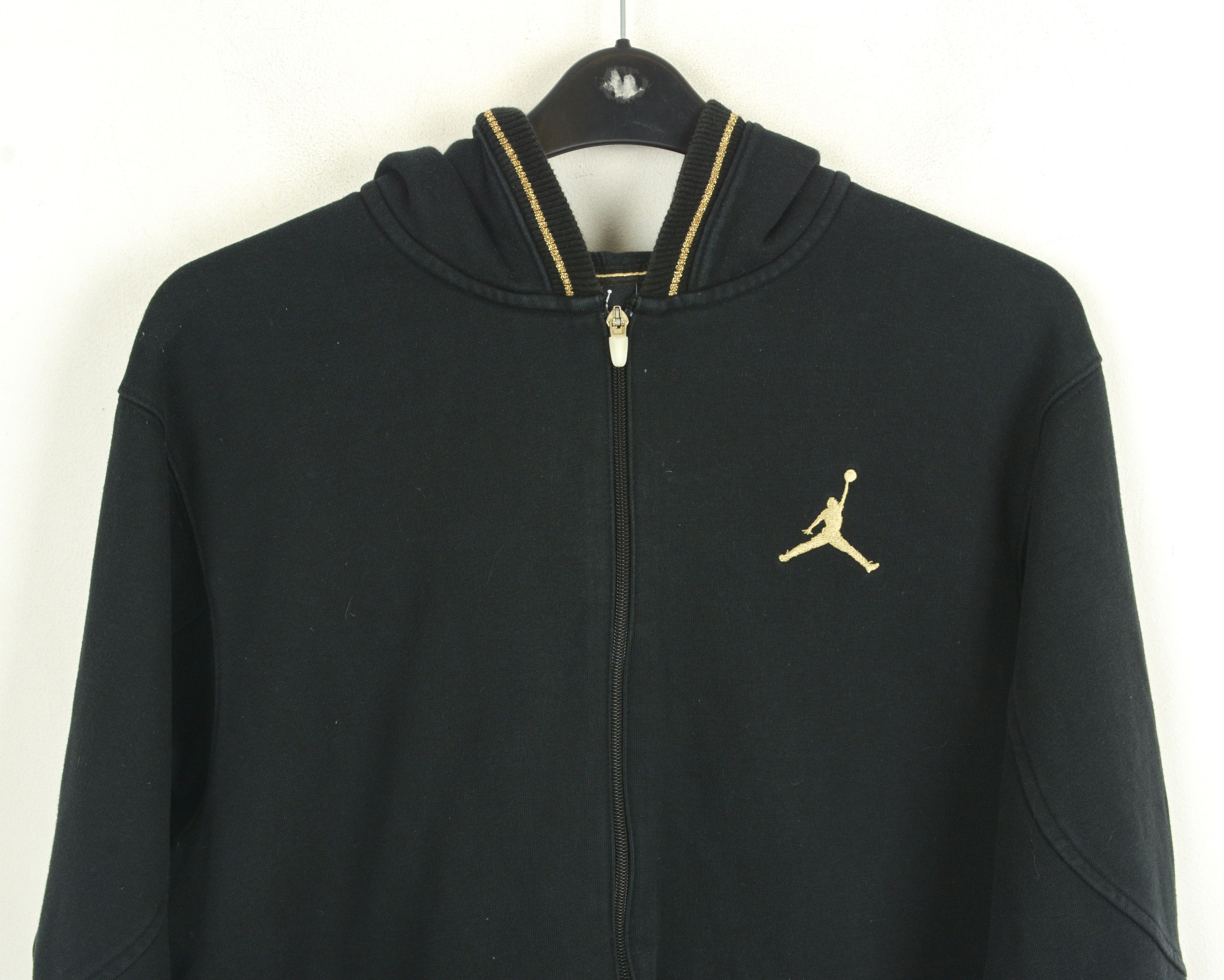 Jordan Brand Basketball Mens M Hoodie Jumper Jacket NBA Black Top #23 Size US M / EU 48-50 / 2 - 4 Thumbnail