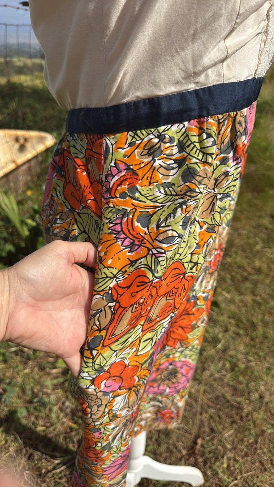 Anthropologie Anthropologie We love Vera Silk blend Floral Sleeveless Size M / US 6-8 / IT 42-44 - 3 Thumbnail