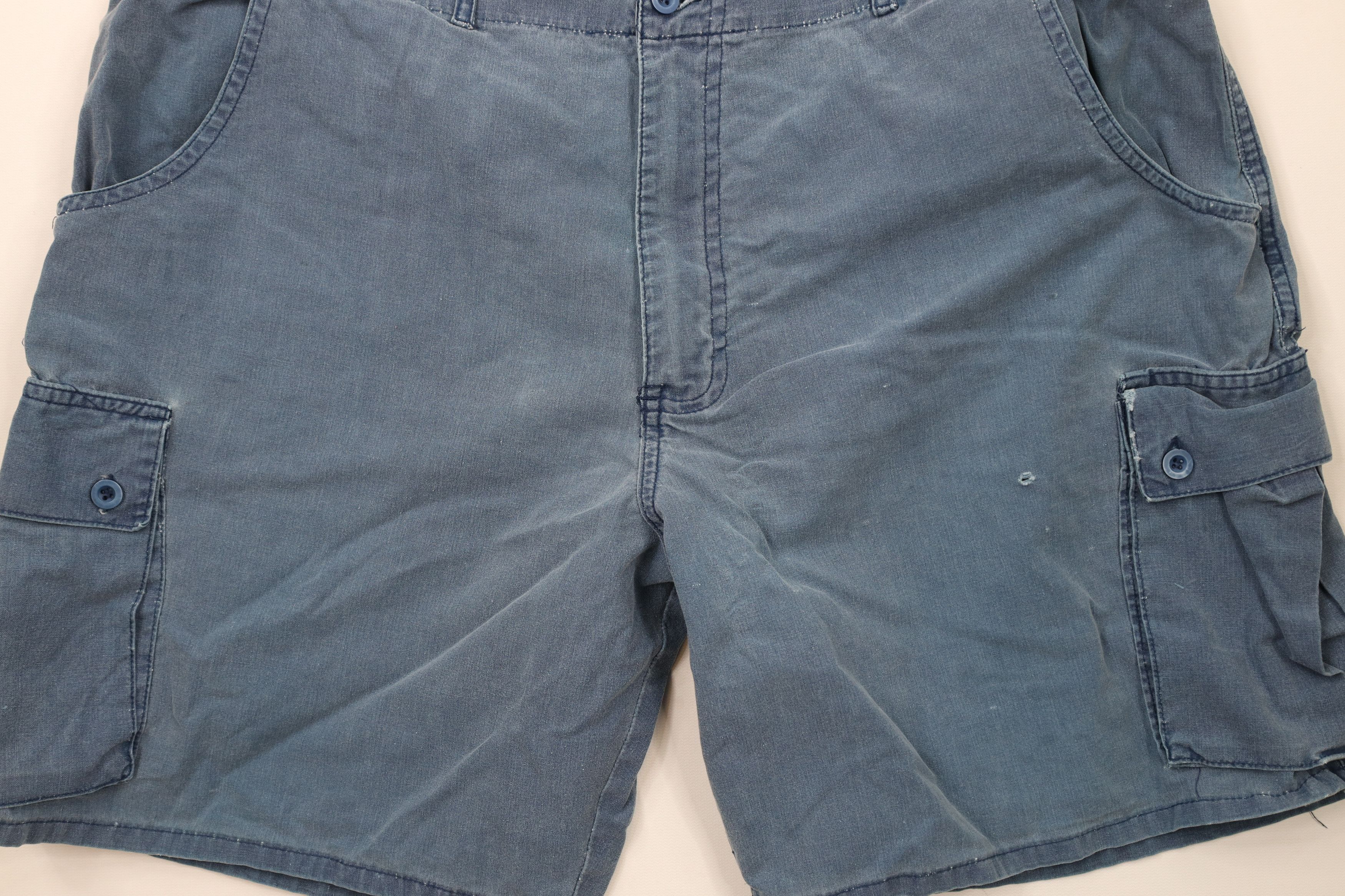 Columbia × Vintage Vintage 90s Columbia Stonewash Above Knee Cargo Shorts Blue Size US 38 / EU 54 - 3 Thumbnail