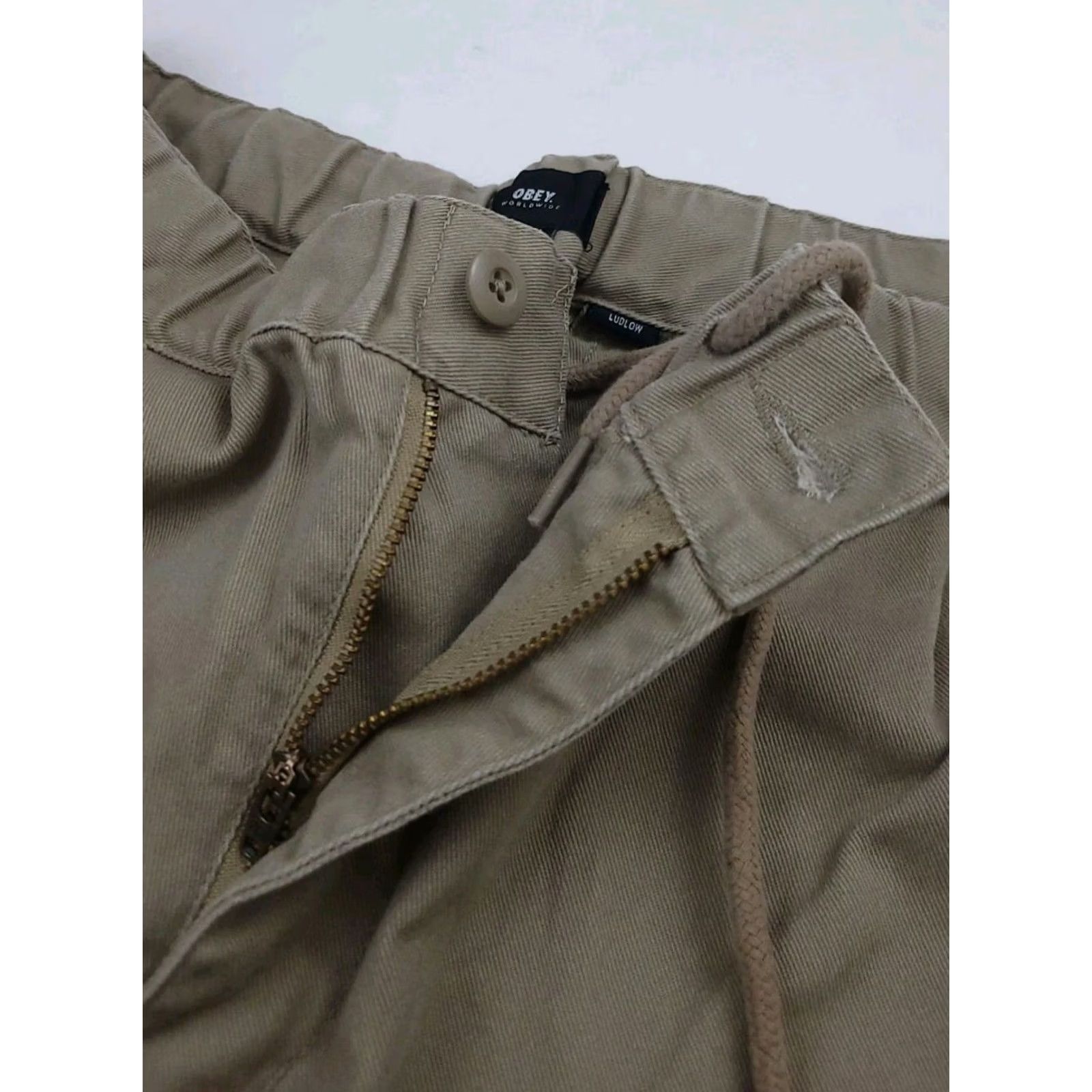 Obey Obey Worldwide Mfg Tan Beige Ludlow Pants Elastic Waist Straight USA Sz M Worn Chino Style Size US 31 - 6 Thumbnail