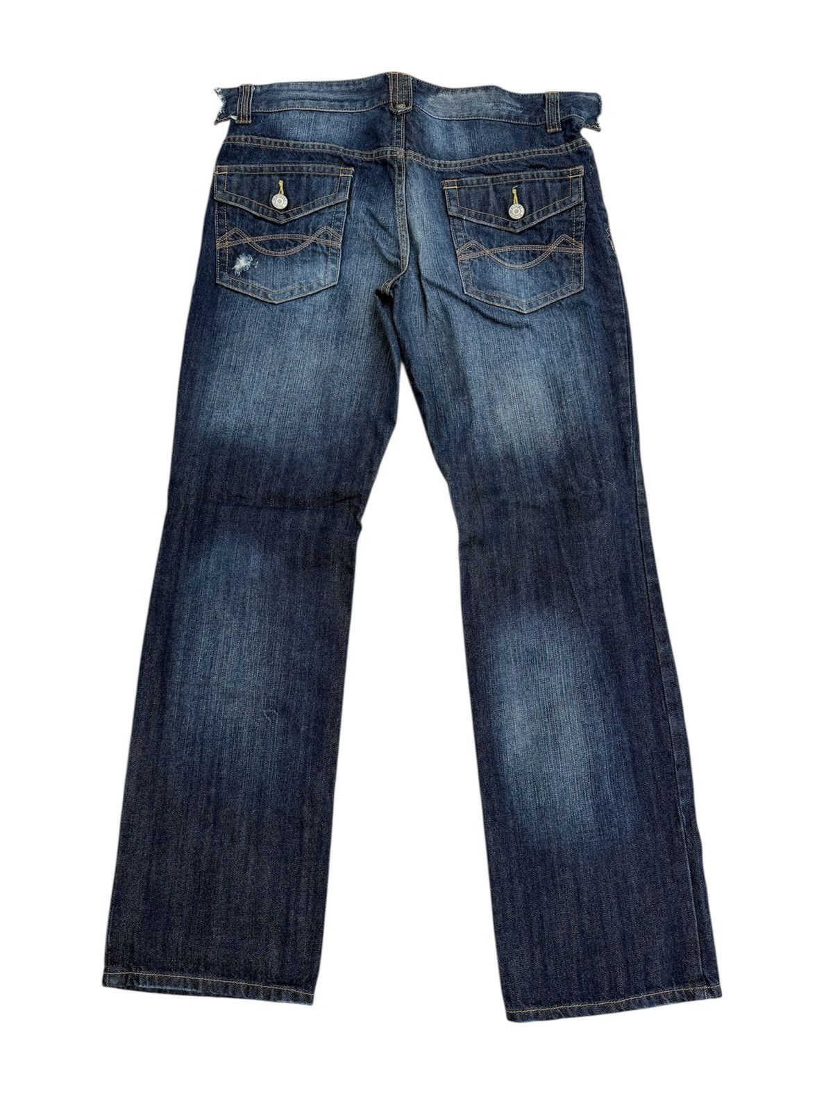 Mossimo MOSSIMO SUPPLY CO DISTRESSED DENIM JEANS WITH RIPPED DETAILS Size 34" / US 12 / IT 48 - 2 Thumbnail