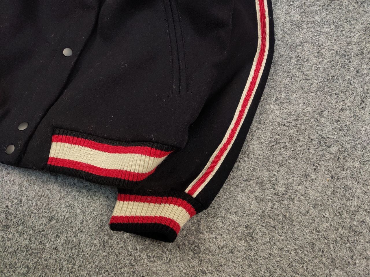 Vintage Vintage Varsity Bomber Wool Black logo Jacket Japan Style Size US M / EU 48-50 / 2 - 5 Thumbnail
