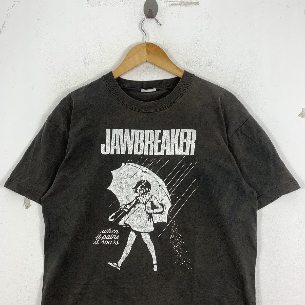 Vintage Vintage 90s JAWBREAKER When It Pains It Roars Rock Tshirt Size US M / EU 48-50 / 2 - 3 Thumbnail